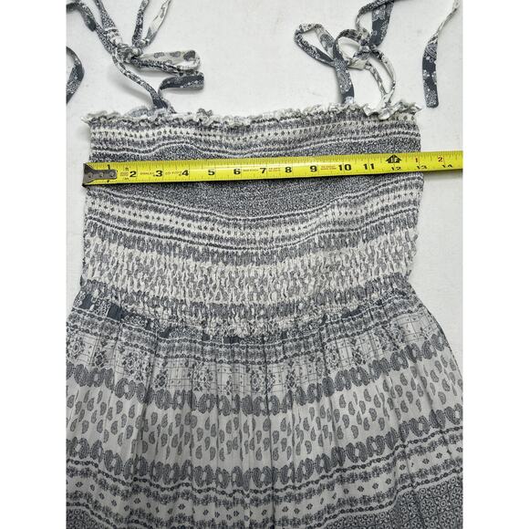 Vici gray and white smocked midi ruffled sundress with ruffle. Size S. - Picture 5 of 5